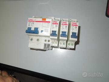 Stock Interruttori Differenziale