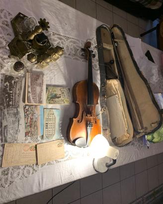 Violino Accessori studio e cartoline antiche