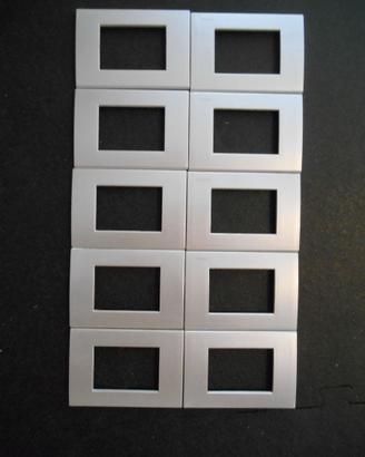 STOCK LOTTO 10 PZ - PLACCA BTICINO LIVING LIGHT  