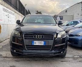 Audi Q7 3.0 V6 TDI 233CV 4TIPTRONIC AUTOM 232 cv (
