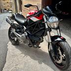 Ducati Monster 696
