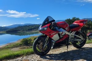 Yamaha R1 mk2