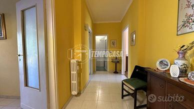 TRILOCALE AMPIO E LUMINOSO!