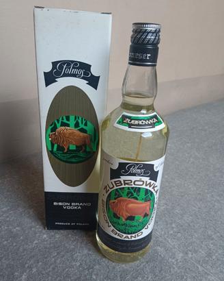 Zubrowka Bison Grass Vodka con filo erba +astuccio