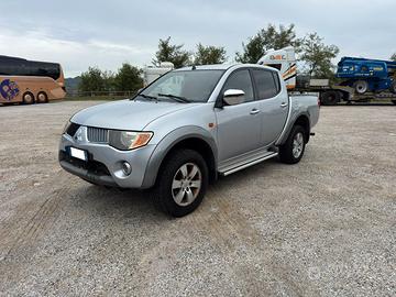 MITSUBISHI L200 2.5 DI-D DOUBLE CAB