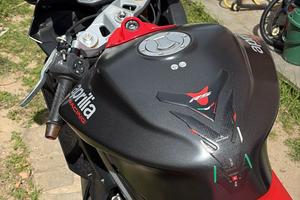 Aprilia rs 660