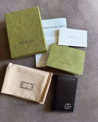 Portatessere  portacarte Gucci nuovo