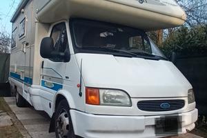 Camper Mansardato mt.6.5