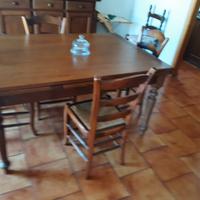Tavolo da pranzo in legno massello