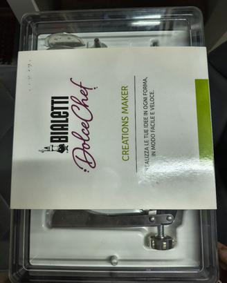 Sparabiscotti e pistola decorativa Bialetti