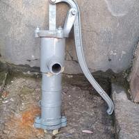 Pompa acqua a mano non funzionante