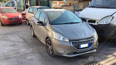 PEUGEOT 208 2012 - RICAMBI