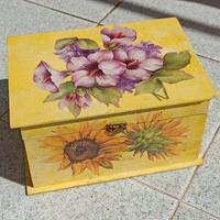 Scatola in legno fiori decoupage