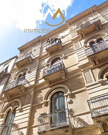 5 Vani Ristrutturato Terrazza (V.Umberto)