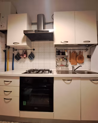 Cucina Lineare Completa di  Elettrodomestici