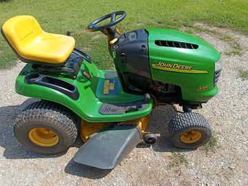 trattorino John deere