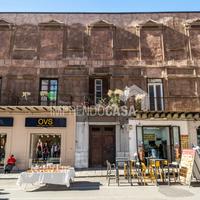 5 vani 236 mq divisibile con Terrazzo 100 mq