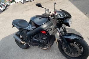 Triumph Sprint RS 955