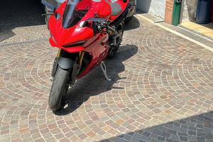 Panigale v2S 2025