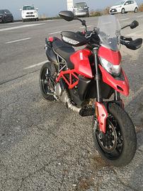 ducati hypermotard 950