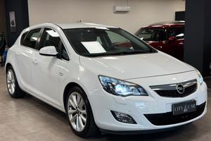 Opel Astra 1.7 CDTI 110CV 5 porte Cosmo