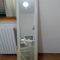 specchio con cornice argento 