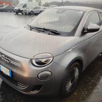 FIAT 500e Berlina 42 kWh Icon