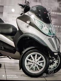  Piaggio MP3 LT