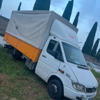 Mercedes sprinter 416 motore 2.7