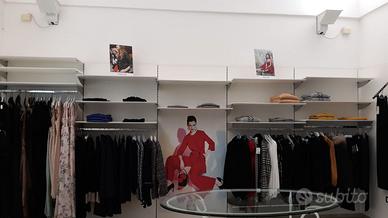 Arredamento per negozio o cabina armadio