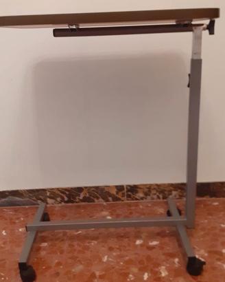 Tavolino da letto