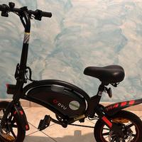 DYU bicicletta elettrica pieghevole