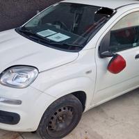 Fiat Panda 3 serie 1.2L benzina anno 2015 per rica