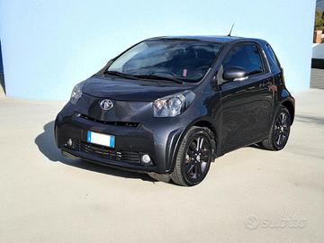 TOYOTA iQ 1.3 Executive