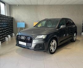 AUDI Q7 50 TDI quattro tiptronic Sport