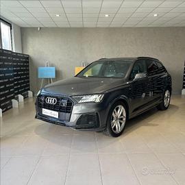 AUDI Q7 50 TDI quattro tiptronic Sport