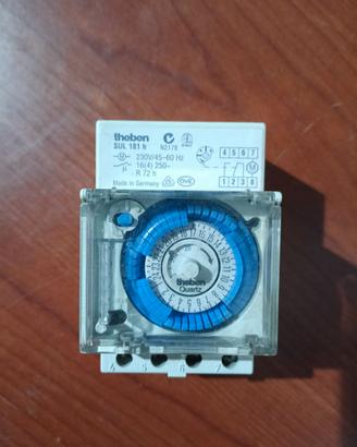 Temporizzatore luci e circuiti elettrici