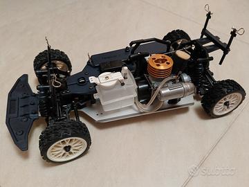 auto radiocomandata con motore a scoppio Kiosho