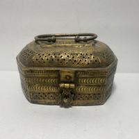 Scatola Indiana in Bronzo Traforato Fine XIX