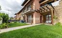 3-locali-con-taverna-e-giardino-e-due-box-