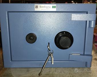 Cassaforte a muro professionale Bordogna