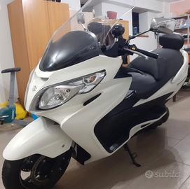 Scooter Suzuki Burgman AN400