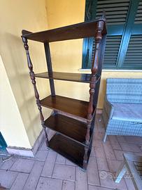 Piccola libreria  inizi 900