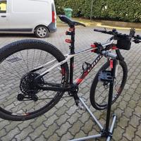 bici + Garmin+ cavalletto 