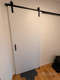 Porte scorrevoli in legno