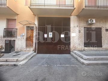 Box/Posto auto Canosa di Puglia