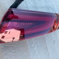 Faro posteriore Dx originale