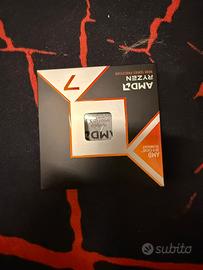 AMD RYZEN ™ 7 9800X3D