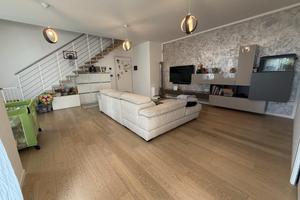 Mira centro ampio e recente appartamento duplex