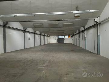 Immobile di 500 m² con 1 locale a Sesto Fiorentino